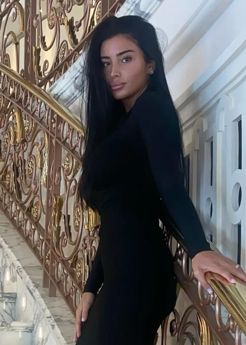 Adley escort in Moscow
