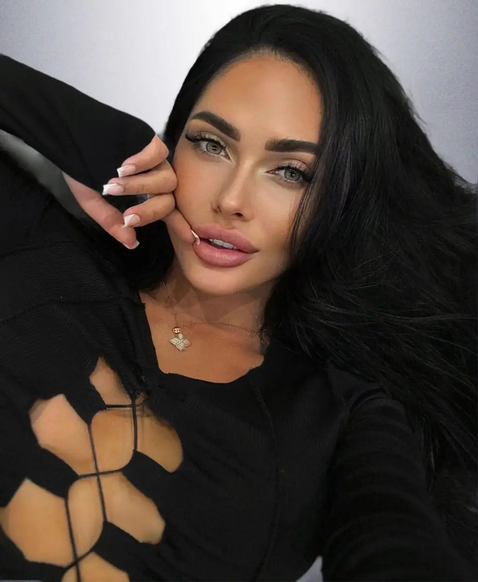 Amanda escort in Moscow