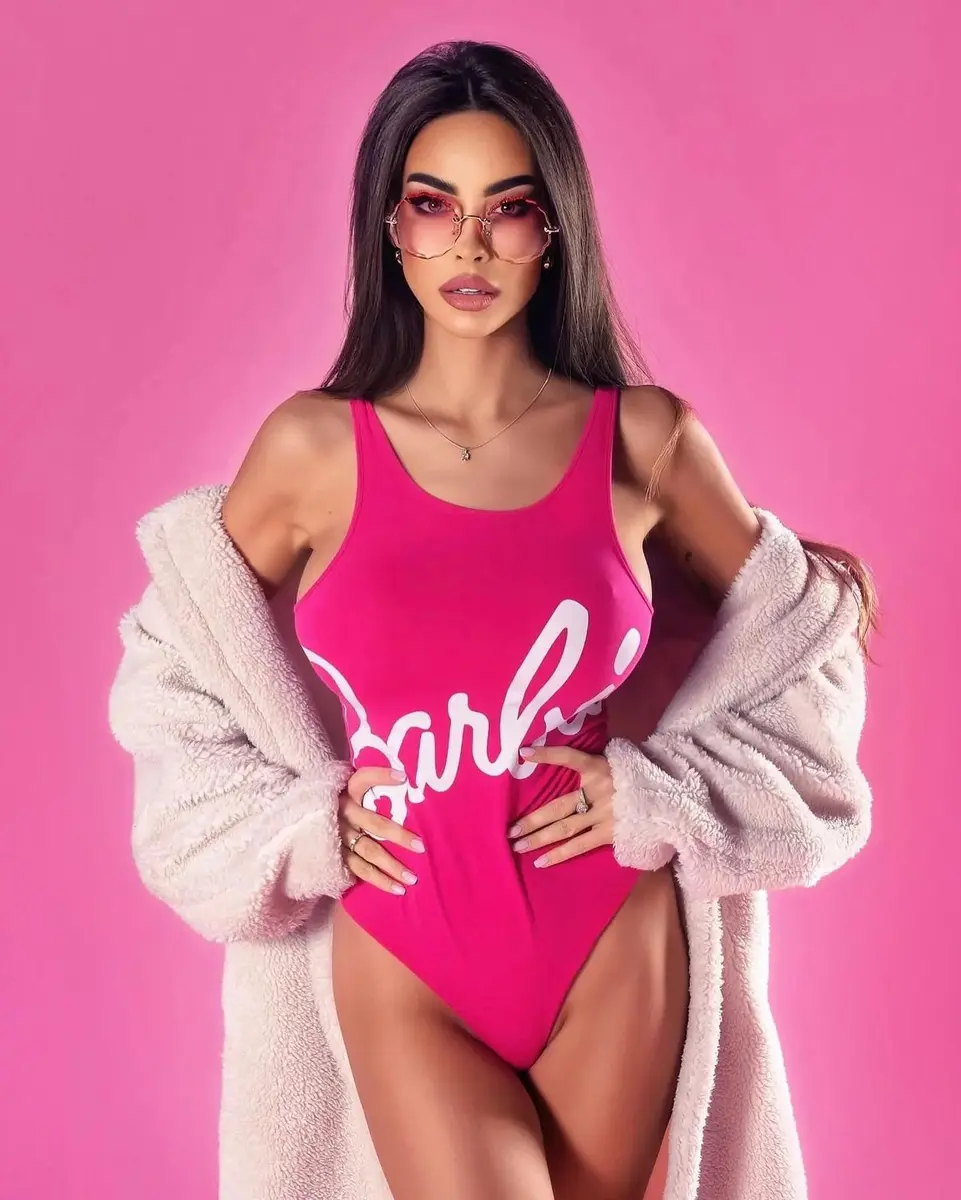 Cheyenne escort in Moscow