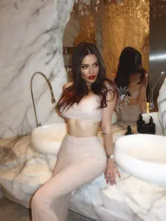 Elian escort in Moscow