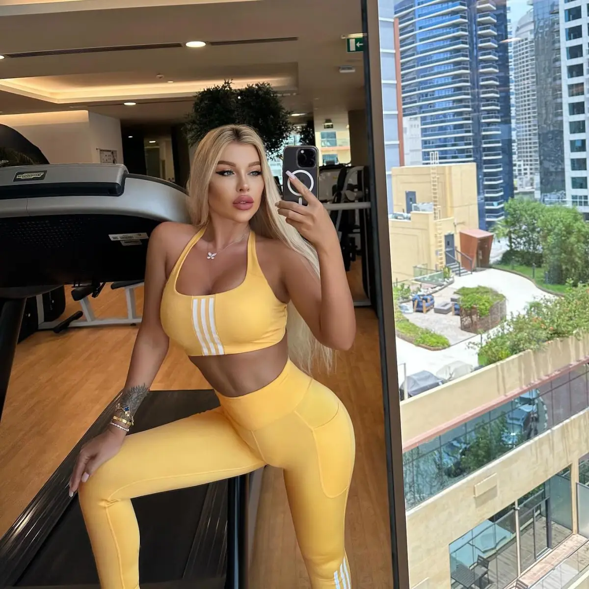 Iskra escort in Moscow