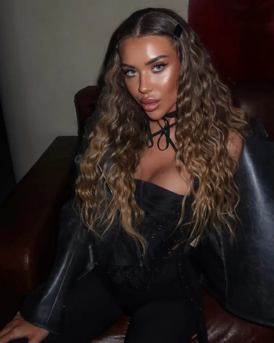 Kim escort in Moscow