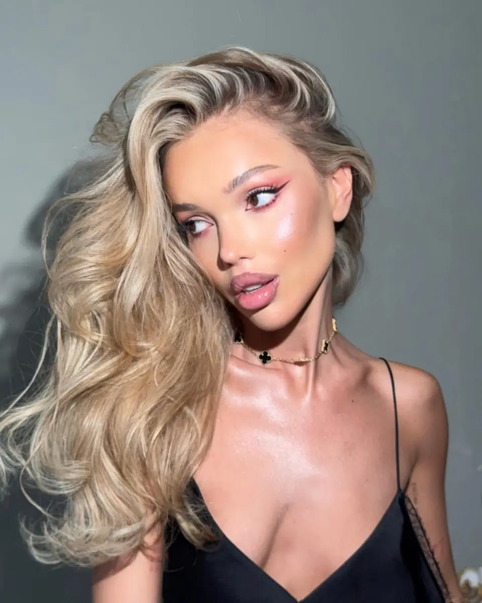 Leya escort in Moscow