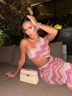 Lora escort in Moscow