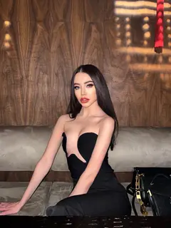 Milla escort in Moscow
