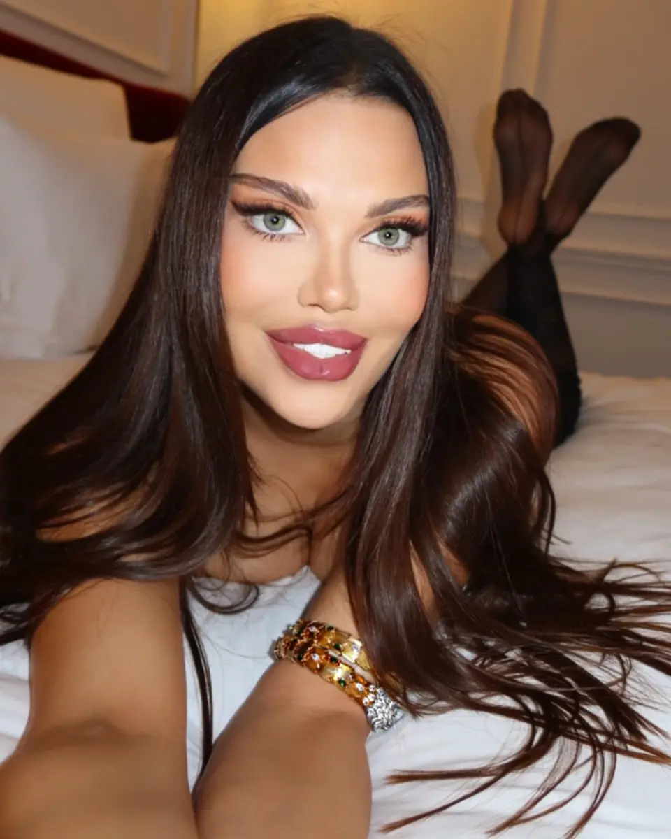 Mimi escort in Moscow