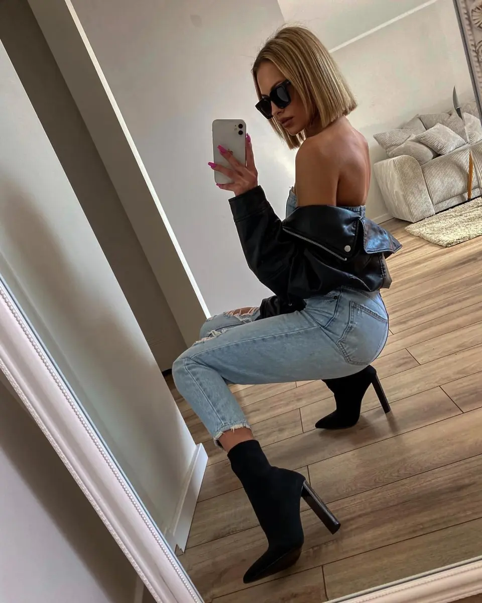Viola escort in Moscow